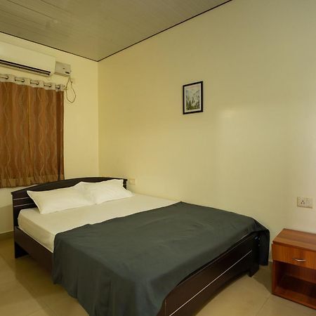 Gomes Pousada Guesthouse Олд Гоа Екстериор снимка