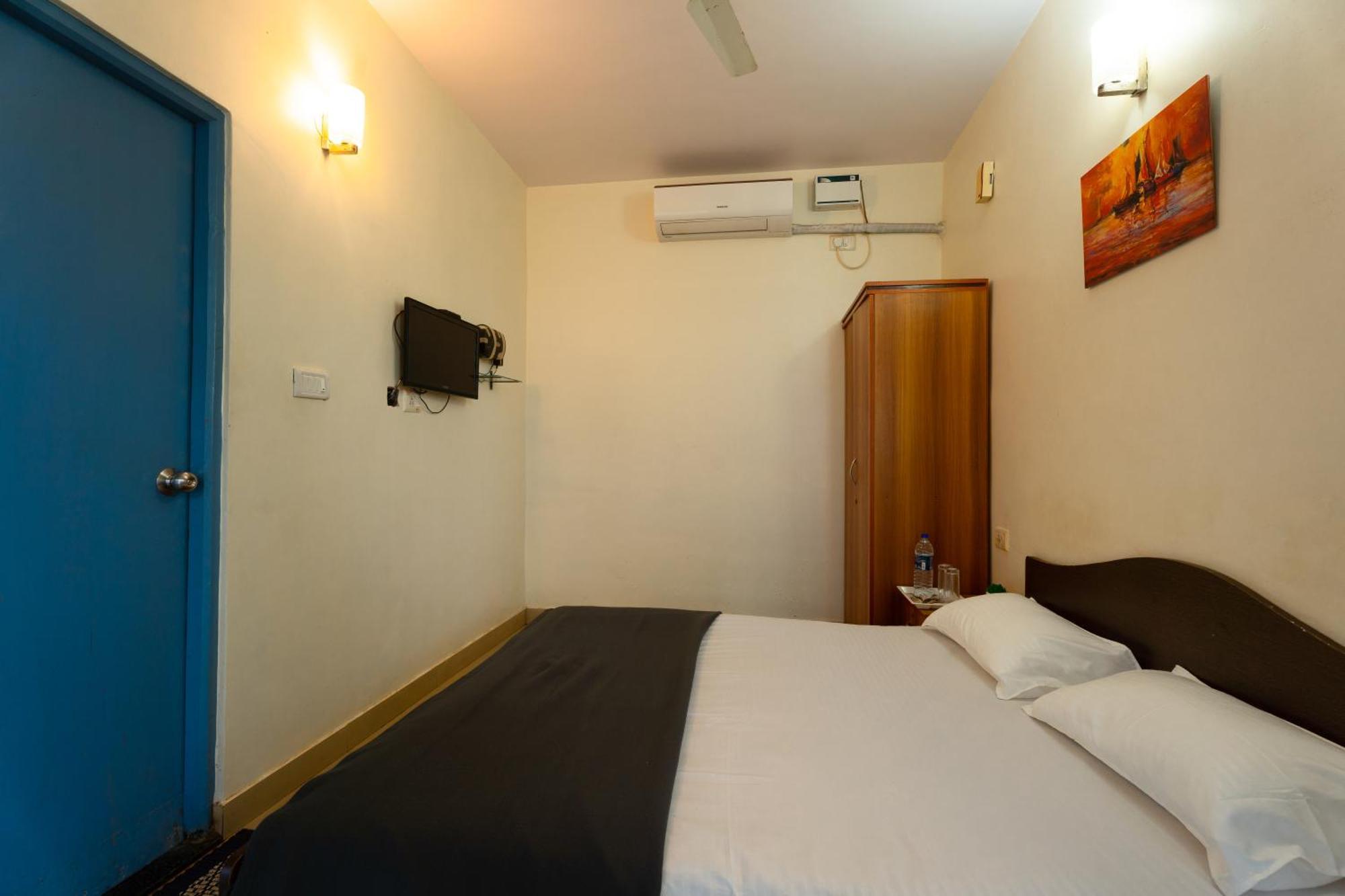Gomes Pousada Guesthouse Олд Гоа Екстериор снимка